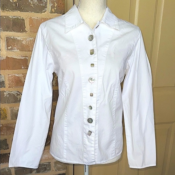 J. Jill White Cotton Button Down Shirt with Iridescent Mother of Pearl Buttons - Picture 8 of 11